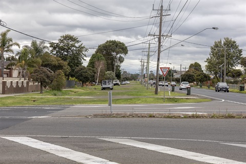 McDonalds Road bicycle path