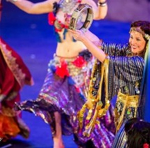 Belly dance session with Azura