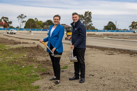 Regional-Sports-Precinct-transport-infrastructure-sod-turn-17.jpg