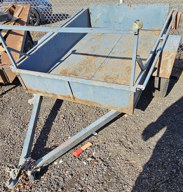 Lot 7 – Blue Box Trailer - image 5
